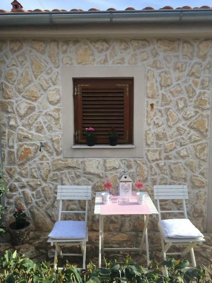 Croatian Home Apartments Zadar 0*,